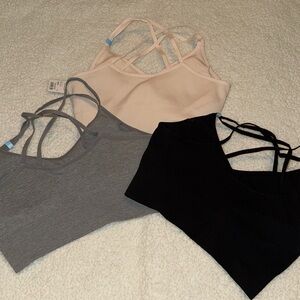 Bralettes/sports bra